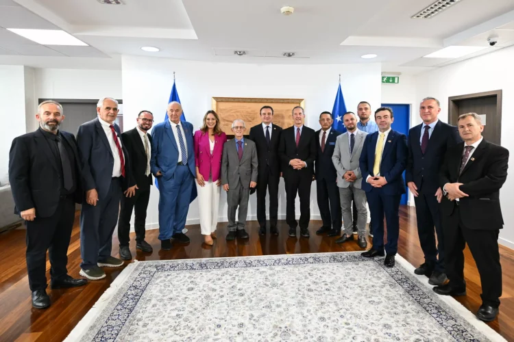 Kurti priti në takim delegacionin e iniciativës “America250”
