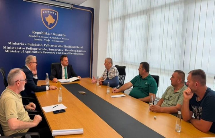 Ministria e Bujqësisë:Procedurat në sektor të qumështit nuk prekin fermerët