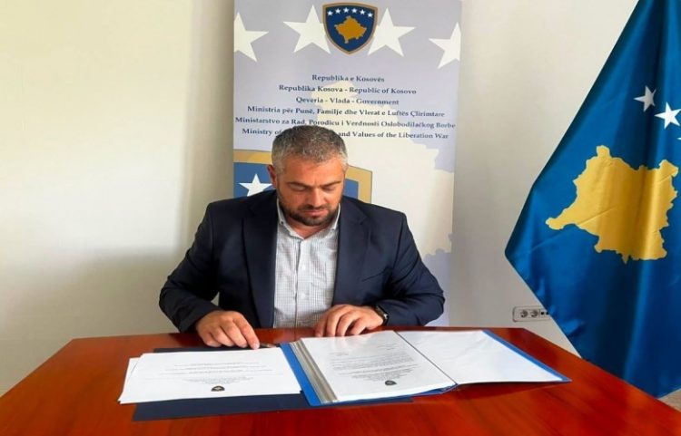 Hoti miraton dy udhëzime për shërbimet sociale dhe familjare