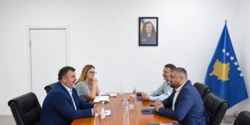 Hoti dhe Qelaj diskutojnë për mbrojtjen e të drejtave të qytetarëve