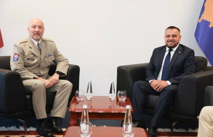 Maqedonci: Bashkëpunimi me Çekinë ka krijuar bazë të fortë për partneritet