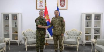 Komandanti i KFOR-it: NATO do të optimizojë praninë e KFOR-it në Kosovë