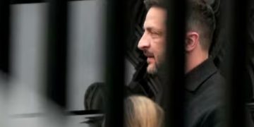 Zelensky mbërrin në Shtëpinë e Bardhë për takim me Trumpin