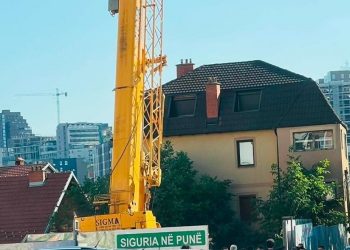 Inspektorati i Punës: Subjekti ku u shemb vinçi s’ishte inspektuar më parë
