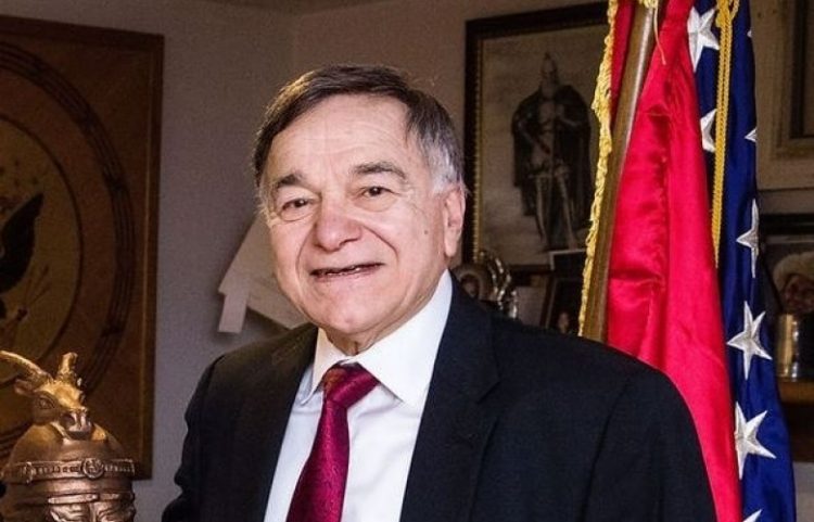 UP nderon me `Doctor Honoris Causa` Joseph dhe Shirley DioGuardi