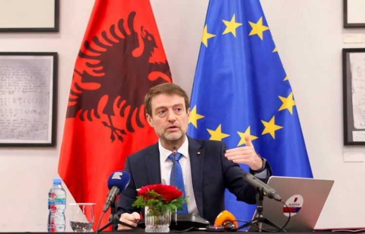 Hoxha: Interesi i Shqipërisë është hapja e Konsullatës në Preshevë