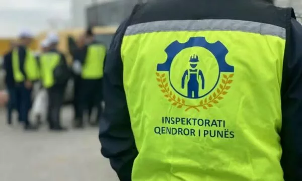 Paralajmërimi për stuhi, Inspektorati porosit punëdhënësit: Siguroni pajisjet, sidomos kranët në vendpunishte