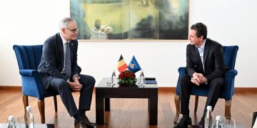 Kurti pret në takim lamtumirës ambasadorin e Belgjikës