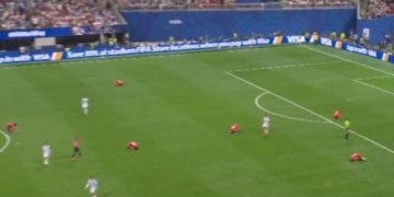 Futbollistët e Egjiptit në Sexhde, falënderojnë Zotin për golin ndaj Argjentinës