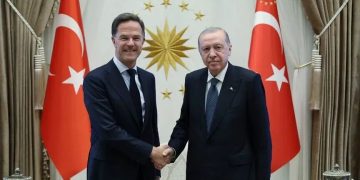 Presidenti turk pret shefin e NATO-s, në pritje të samitit në Ankara