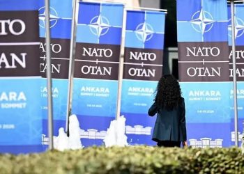 Shpenzimet e mbrojtjes të NATO-s parashikohen të kalojnë 1.8 trilion dollarë në vitin 2026