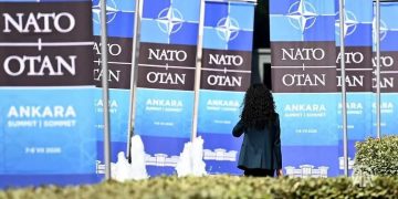 Shpenzimet e mbrojtjes të NATO-s parashikohen të kalojnë 1.8 trilion dollarë në vitin 2026