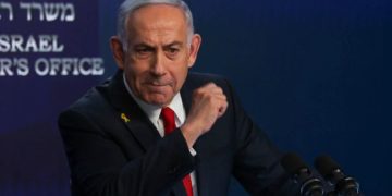 Sondazhi! Netanyahu rrezikon pushtetin, 60 % nuk e duan