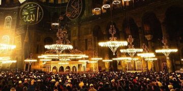 Presidenti Erdogan shënon 6-vjetorin e rihapjes së Aja Sofias si xhami