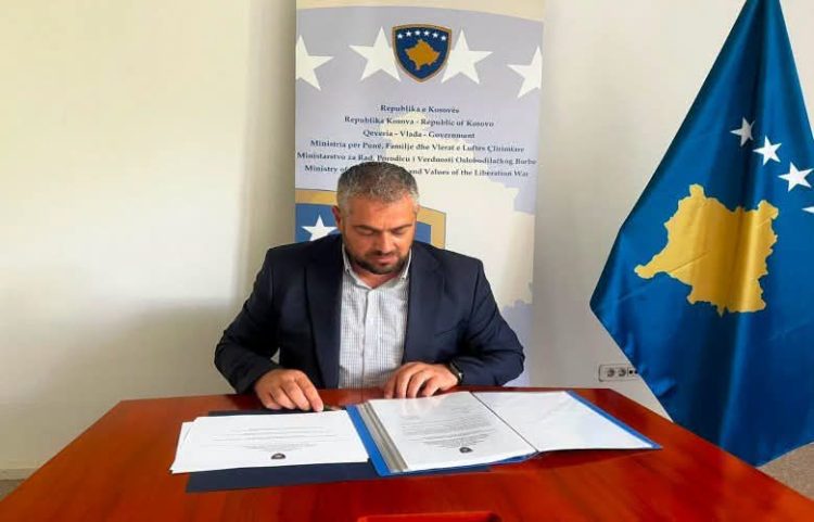 Hoti: Databaza e víktimave të lúftës, detyrim ndaj së vërtetës e historisë