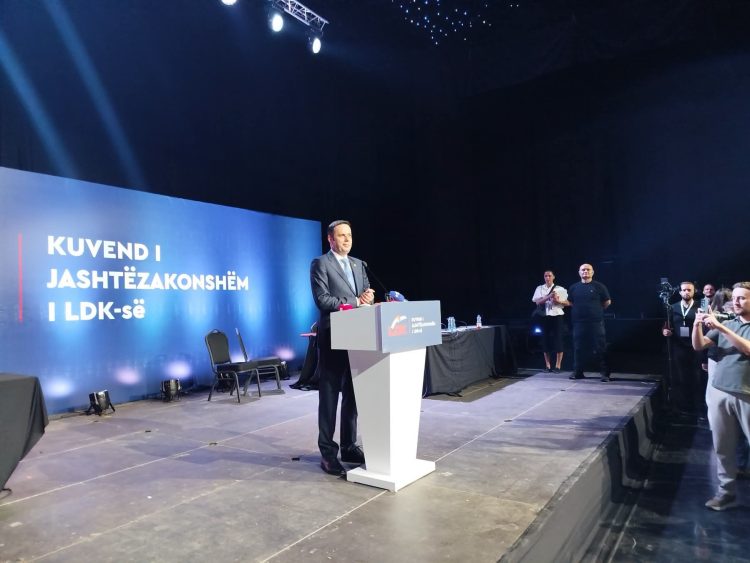 Abdixhiku: LDK është e hapur për bisedime për formimin e institucioneve të vendit, e heq pezullimin që sonte