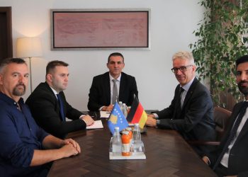 Kryeprokurori Gashi takon ambasadorin gjerman: Front i përbashkët kundër korrupsionit