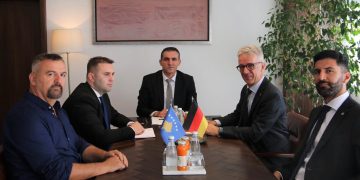 Kryeprokurori Gashi takon ambasadorin gjerman: Front i përbashkët kundër korrupsionit