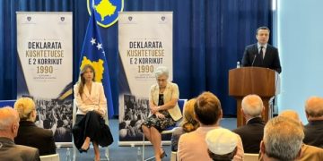 Haxhiu e Kurti vlerësojnë Deklaratën e 2 Korrikut 1990: Akt i rëndësishëm drejt shtetësisë së Kosovës