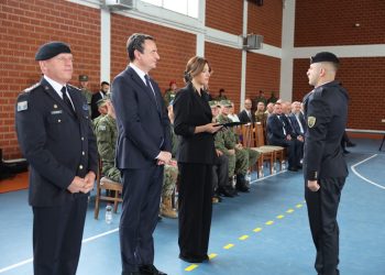 12 kadetë të FSK-së diplomojnë dhe betohen si oficerë të rinj