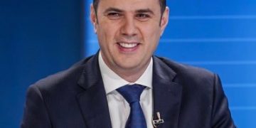 Abdixhiku i mbijteton ‘puçit’ të brendshëm