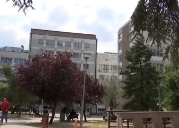 Dorëhiqet drejtoresha e Klinikës së Nefrologjisë në QKUK