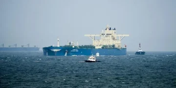 SHBA godet më shumë se 80 objektiva në një raund të ri “sulmesh hakmarrëse” kundër Iranit