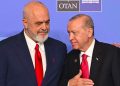I buzëqeshur krah Erdoganit, Rama ndan foto nga samiti i NATO-s në Turqi