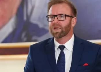 ‘Lajthit’ Abazi me akuzë: Albin Kurti është në mision të shpërbërjes së Republikës së Kosovës