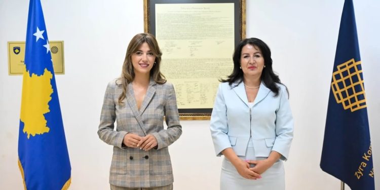 Haxhiu viziton Zyrën Kombëtare të Auditimit: Do të mbështesim transparencën dhe menaxhimin e përgjegjshëm të parasë publike