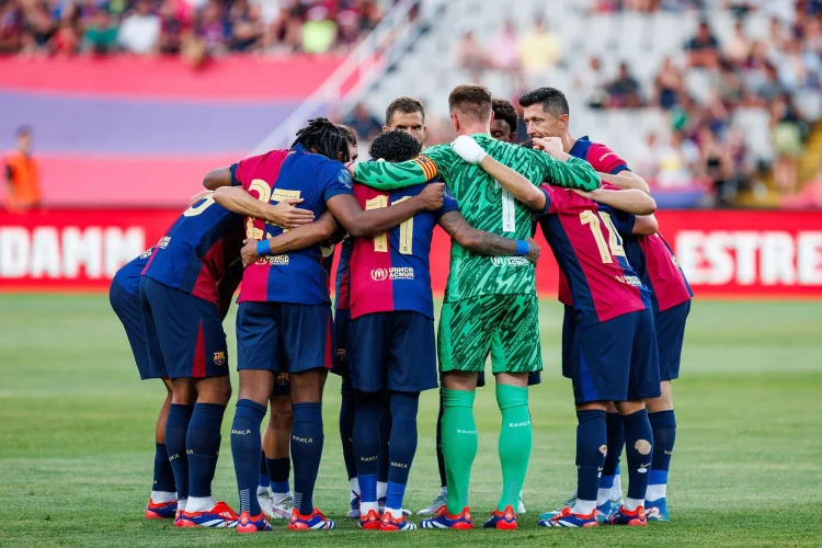 Barcelona kërkon kredi prej 210 milionë eurosh për tri transferime të mëdha