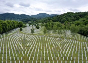 31 vjet nga masakra e Srebrenicës
