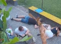 Sulmi rus pranë një kafeneje në Ukrainë, njerëzit kërkojnë strehim mes shpërthimeve (VIDEO)