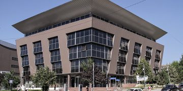 599 studente përfitojnë mbështetje nga MASh-i për studimet në STEM