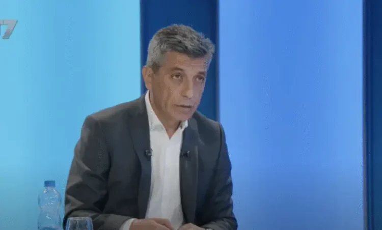 Izet Mexhiti: Heshtja e Vuçiqit për deklaratën e ministres është miratim, Open Balkan ishte rehabilitim i Serbisë