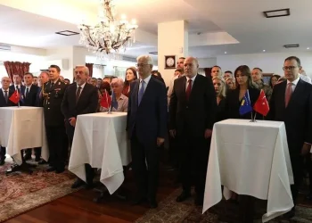 Kosovë, shënohet përvjetori i 10-të i përpjekjes së dështuar për grusht shteti në Turqi