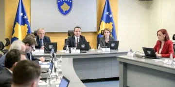 Gërvalla dorëzon kallëzim penal ndaj ministres serbe: Serbia ende nuk ka kërkuar falje për krimet e kryera ndaj popullit tonë