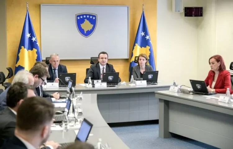 Gërvalla dorëzon kallëzim penal ndaj ministres serbe: Serbia ende nuk ka kërkuar falje për krimet e kryera ndaj popullit tonë