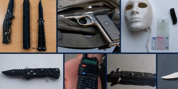 Policia sekuestron armë, thika dhe mjete të tjera të kundërligjshme në Skenderaj