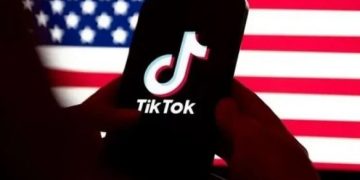 SHBA ndalon instalimin e TikTok-ut në pajisjet federale