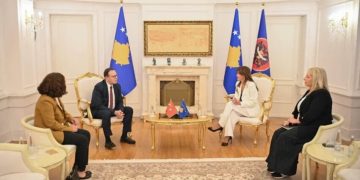 Haxhiu pret në takim lamtumirës ambasadorin e Turqisë