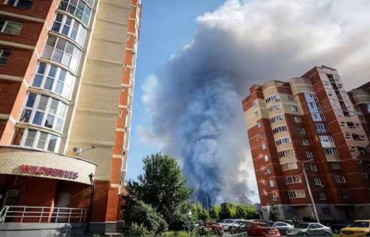 Ukraina godet Moskën me mbi 390 dronë para takimit Zelenskyy–Trump