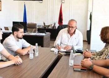 Bulliqi: Nga shtatori, Podujeva do të ofrojë mbështetje edukative për fëmijët me autizëm