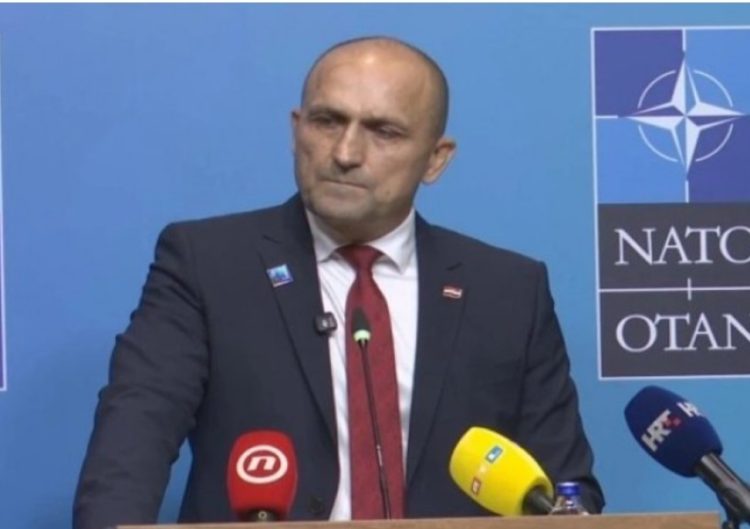 Kroacia planifikon ta rrisë numrin e ushtarëve në KFOR