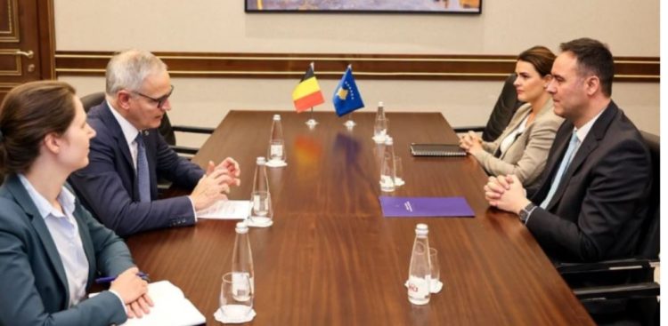 Konjufca pret në takim lamtumirës ambasadorin e Belgjikës