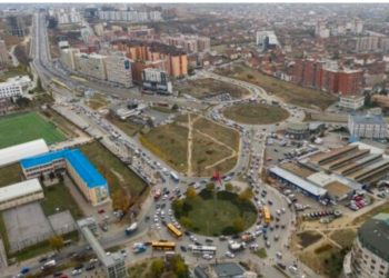Rruga nga Rrethi i Flamurit deri te Rrethi i Spitalit mbyllet për qarkullim deri më 18 korrik