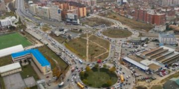 Rruga nga Rrethi i Flamurit deri te Rrethi i Spitalit mbyllet për qarkullim deri më 18 korrik