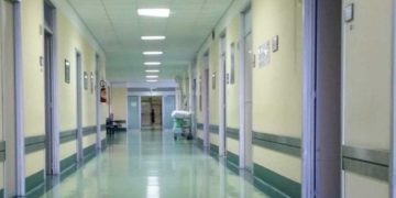 Punësohen 25 anesteziologë të rinj, zbutet mbingarkesa në spitale
