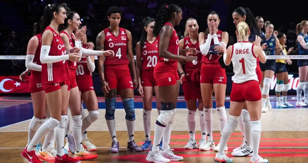 Türkiye fiton titullin e dytë në Ligën e Kombeve të volejbollit për femra me fitoren ndaj Brazilit