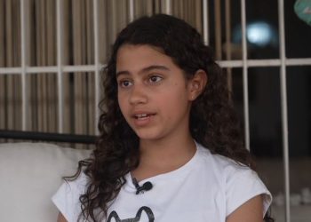 “Hëngra ketchup dhe djathë”, vajza në Venezuelë rrëfen si mbijetoi 32 orë nën rrënoja